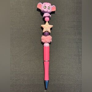 - 🏰 Disney Doorable Handmade Heffalump (Winnie the Pooh) Pen  ✍️
